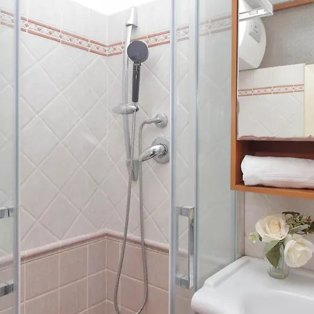 Appartement Cipro'S Flat *